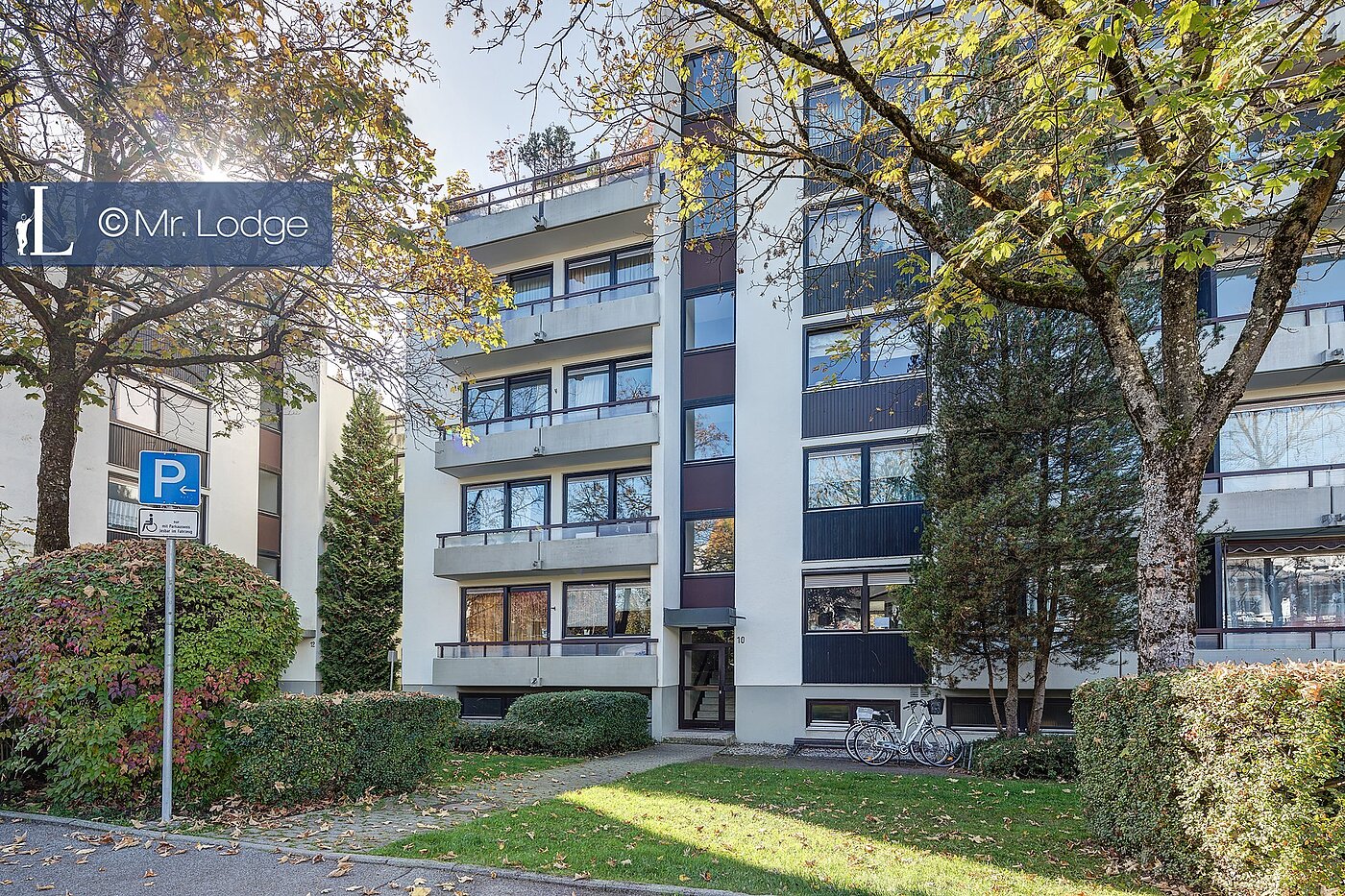 アティック・フラット（屋根裏） 部屋数 5 部屋 | Aschheim | 1710ML4 | Hausansicht