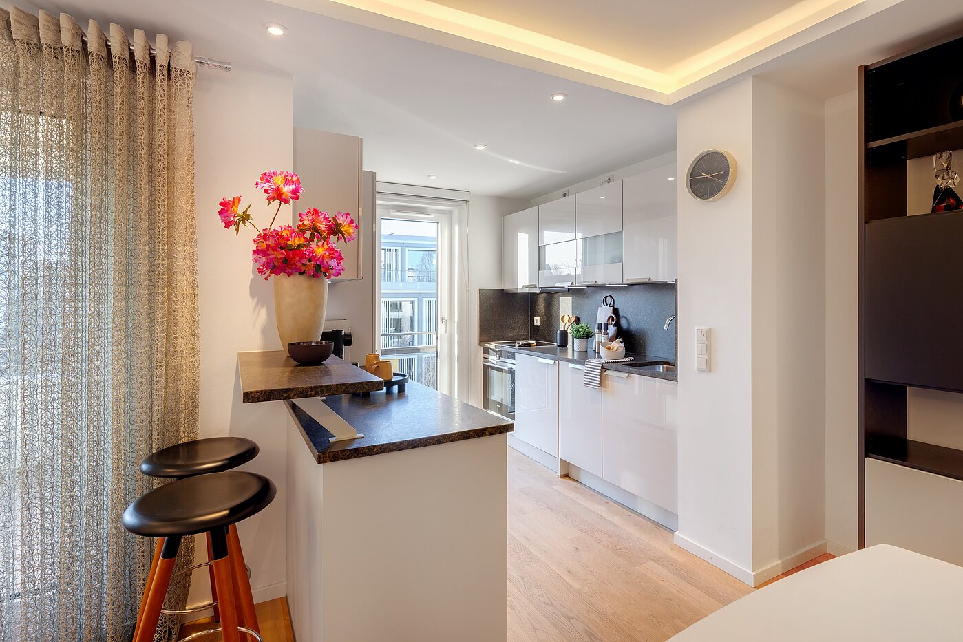 フラット 部屋数 4 部屋 | München-Bogenhausen | 70380 | Offene Küche mit Theke