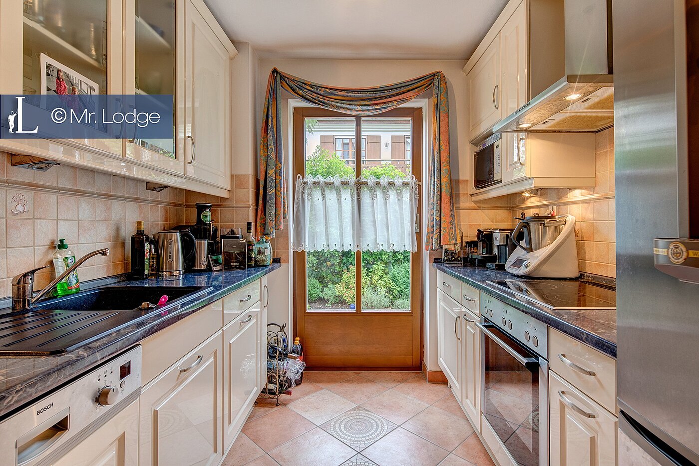 フラット 部屋数 2 部屋 | München-Lochhausen | 1706ML1 | Küche/Frühstücksterrasse-Ost