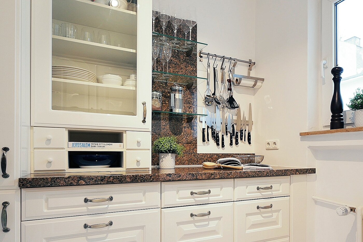 フラット 部屋数 3 部屋 | München-Maxvorstadt | 2203ML31 | ...Einbauküche