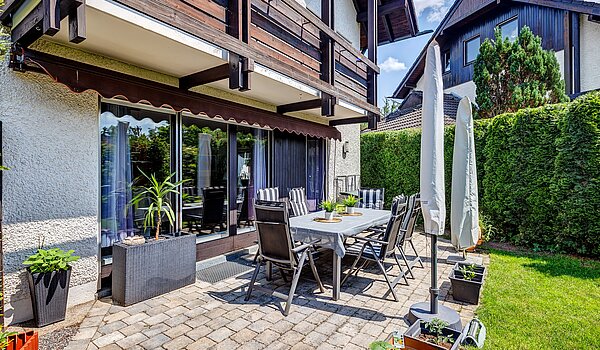 角のテラスハウス 部屋数 6 部屋 | Germering | 70033 | ...sonnigen Südwesterrasse