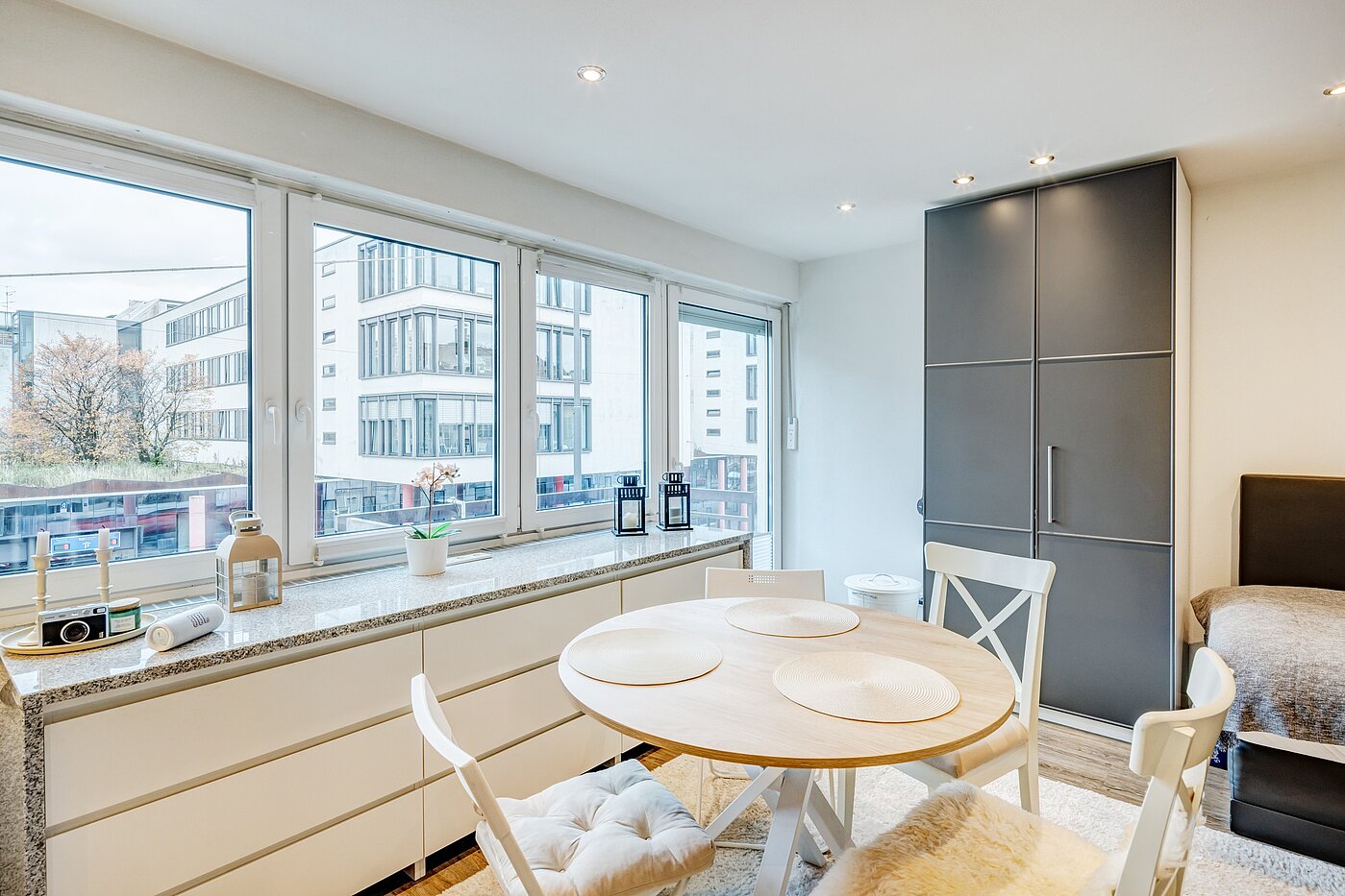 Apartment 部屋数 1 部屋 | München-Bogenhausen | 703041 | Wohn- und Essbereich