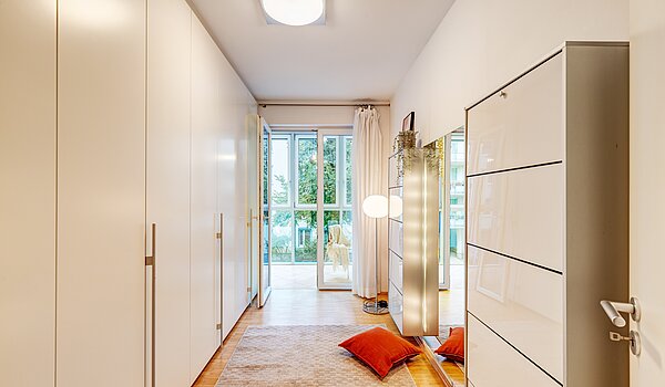 フラット 部屋数 3 部屋 | München-Neuhausen | 70489 | Praktische Ankleide