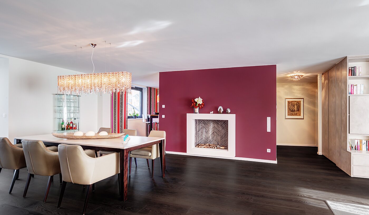 フラット 部屋数 3 部屋 | München-Schwabing | 1511ML1 | Essbereich mit Kamin