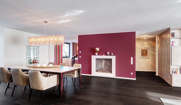 フラット 部屋数 3 部屋 | München-Schwabing | 1511ML1 | Essbereich mit Kamin