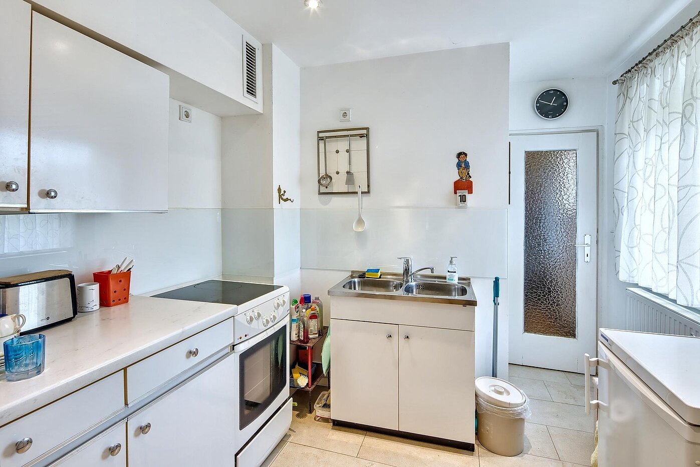 一戸建て 部屋数 8 部屋 | 70229 | Küche mit...