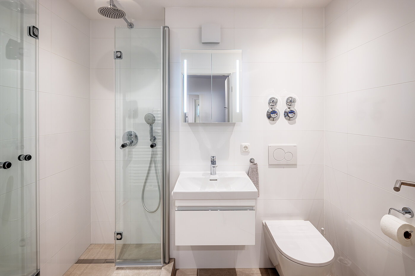 フラット 部屋数 1 部屋 | München-Milbertshofen | 704371 | Schönes Bad...
