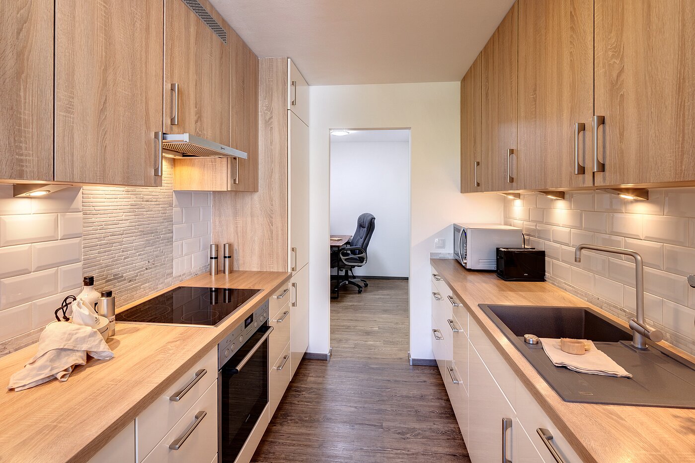 メゾネット・マンション（複数階にわたるマンション） 部屋数 3 部屋 | München-Milbertshofen | 702341 | ...mit allen Geräten