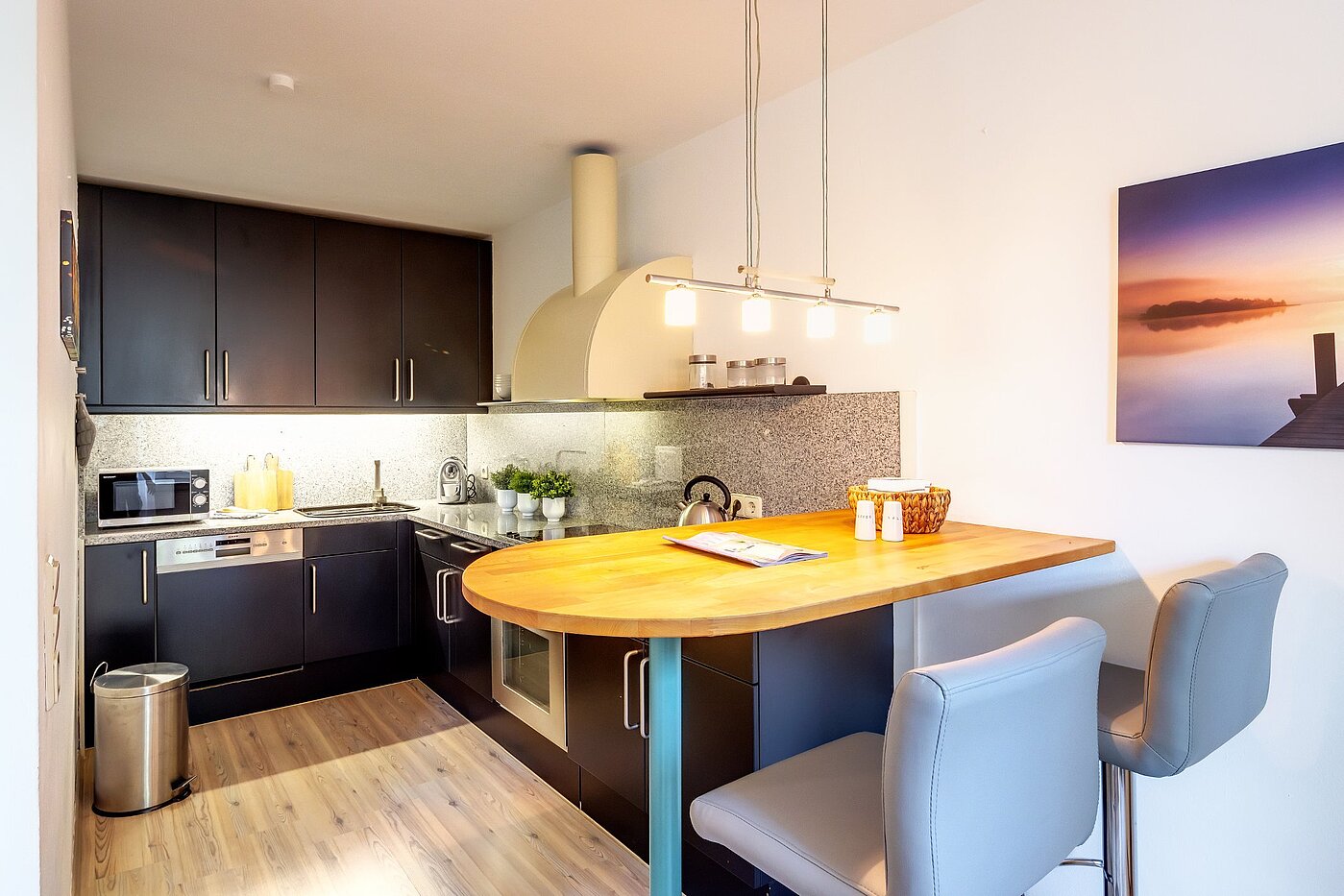 フラット 部屋数 2 部屋 | München-Nymphenburg | 2107ML3 | Offene Einbauküche, hochwertig