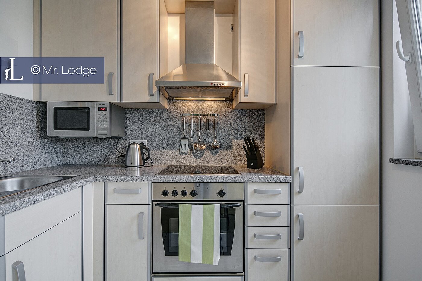 フラット 部屋数 1 部屋 | München-Thalkirchen | 1705ML8 | Küche mit allen Geräten