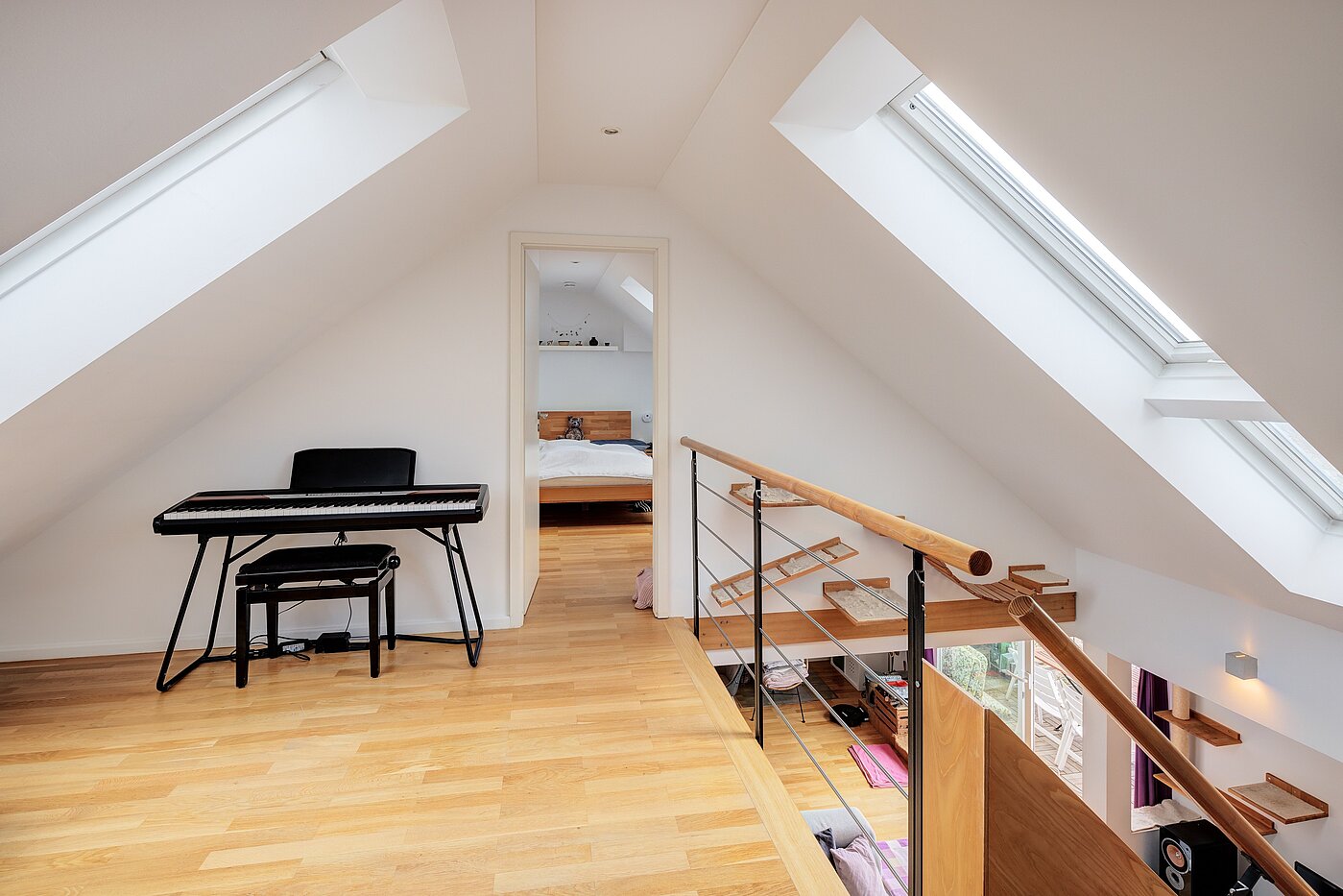 フラット 部屋数 5 部屋 | München-Neuhausen | 70140 | Lesegalerie