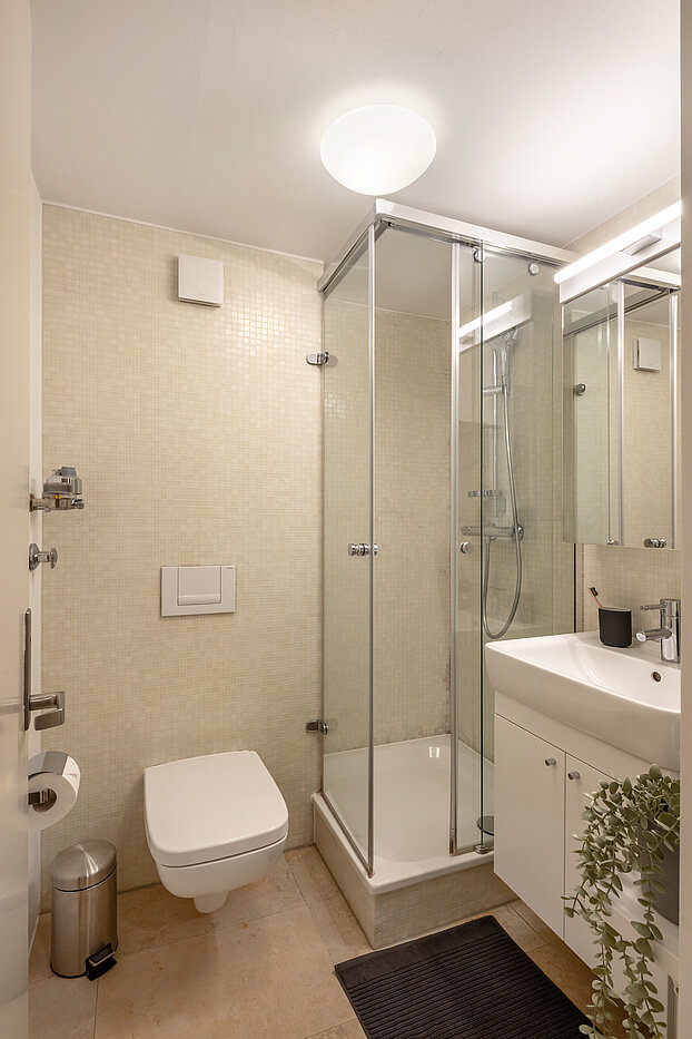 フラット 部屋数 2 部屋 | München-Solln | 70418 | ...mit Dusche