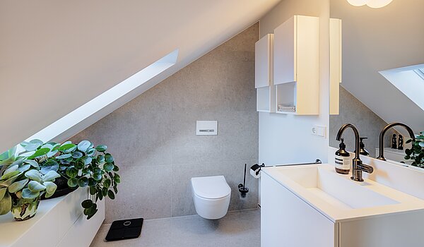 角のテラスハウス 部屋数 6 部屋 | München-Trudering | 70191 | Gäste-WC mit...