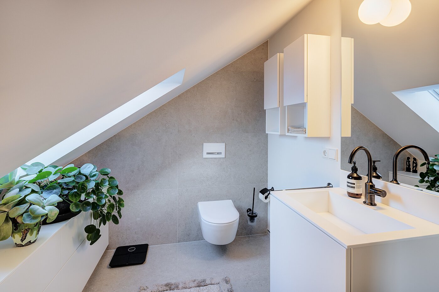 角のテラスハウス 部屋数 6 部屋 | München-Trudering | 70191 | Gäste-WC mit...