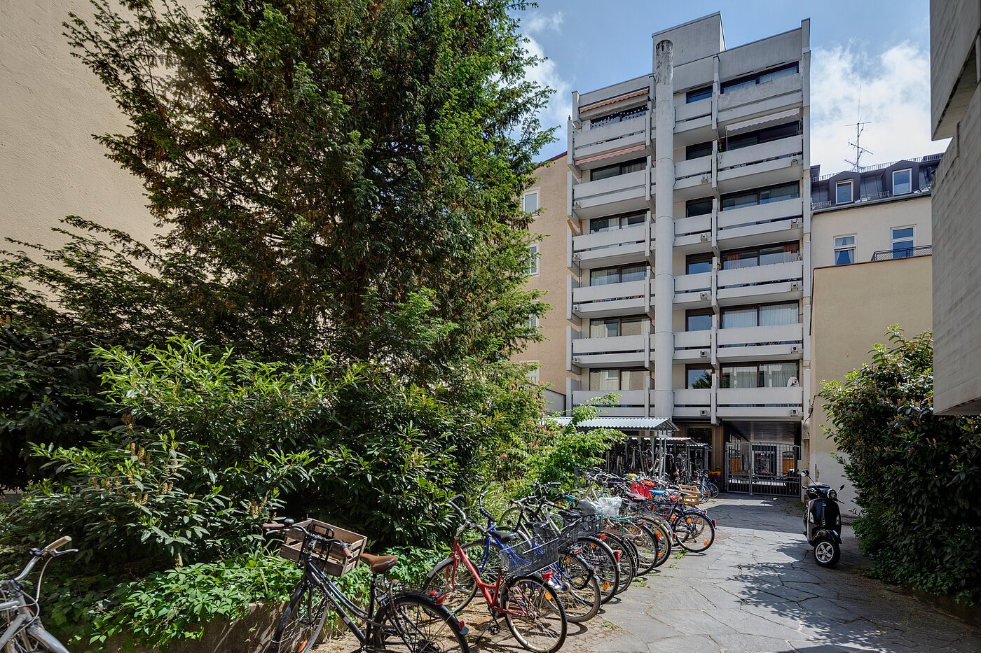 フラット 部屋数 1 部屋 | München-Maxvorstadt | 2110ML7 | Durchgang zum Rückgebäude