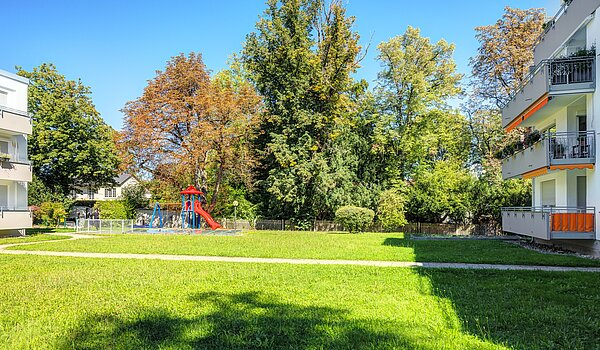 フラット 部屋数 3.5 部屋 | 70284 | Große Gemeinschaftsflächen