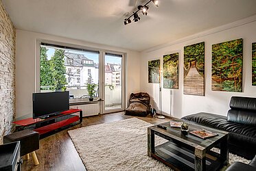 Maxvorstadt: 閑静な中庭に位置する日当たりの良い2.5roomフラット空室