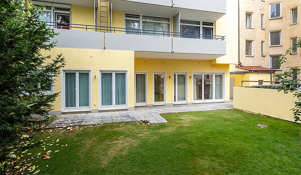 フラット 部屋数 4 部屋 | München-Neuhausen | 70471 | Ruhiger Innenhof