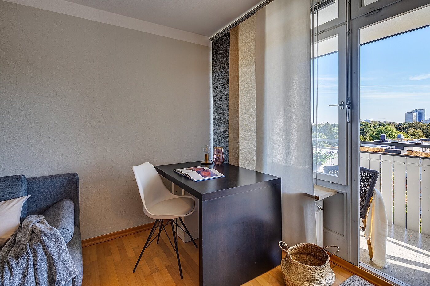 フラット 部屋数 1 部屋 | München-Schwabing | 2109ML1 | einem perfektem Arbeitsplatz