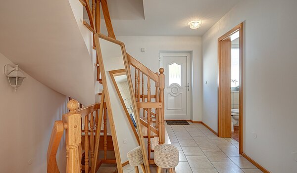フラット 部屋数 5 部屋 | München-Aubing | 1804ML3 | Massive Holztreppe