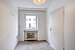 レイズド・グラウンドフロアー（一階が地表よりも高い） 部屋数 2.5 部屋 | München-Schwabing | 70441 | Küche mit Fenster | Thumbnail