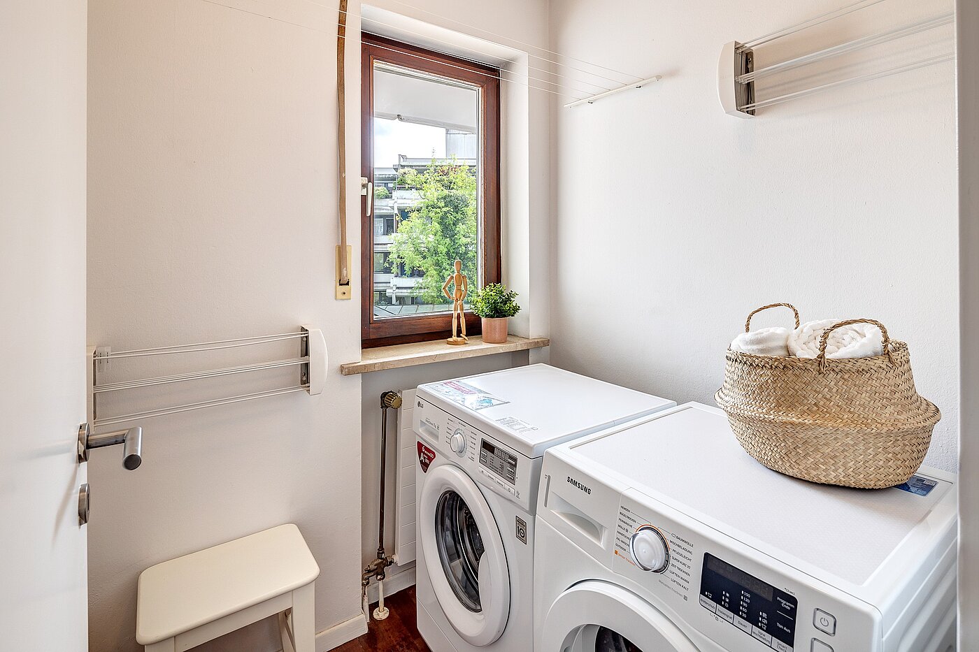 フラット 部屋数 3 部屋 | München-Schwabing | 2202ML12 | Hauswirtschaftsraum mit elektr. Geräten