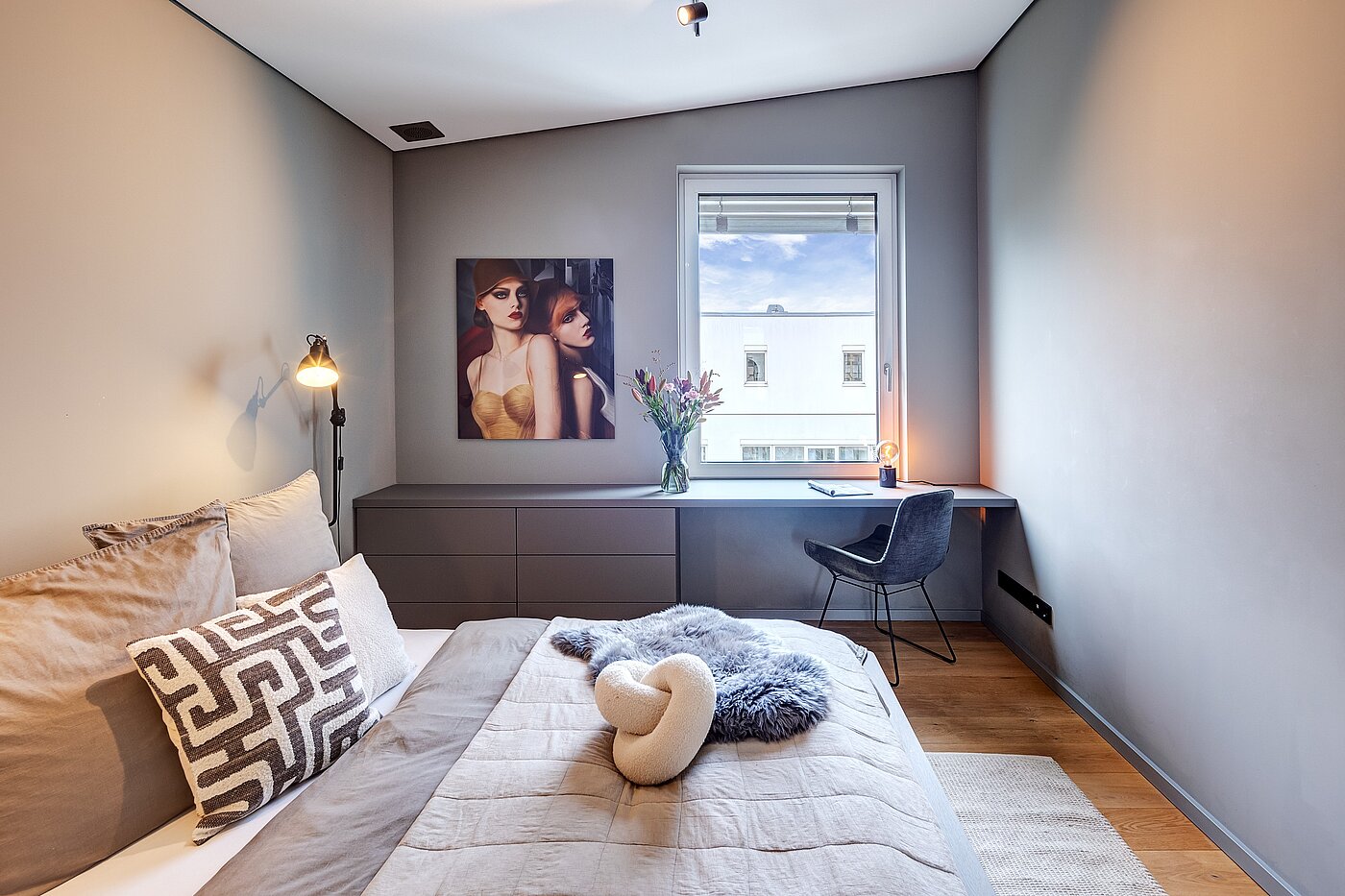 アティック・フラット（屋根裏） 部屋数 2 部屋 | München-Maxvorstadt | 701661 | ...Arbeiten