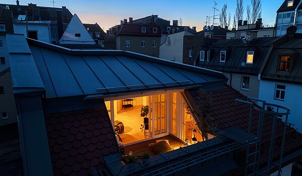 アティック・フラット（屋根裏） 部屋数 1 部屋 | München-Sendling | 700402 | Dämmerungs-Stimmung