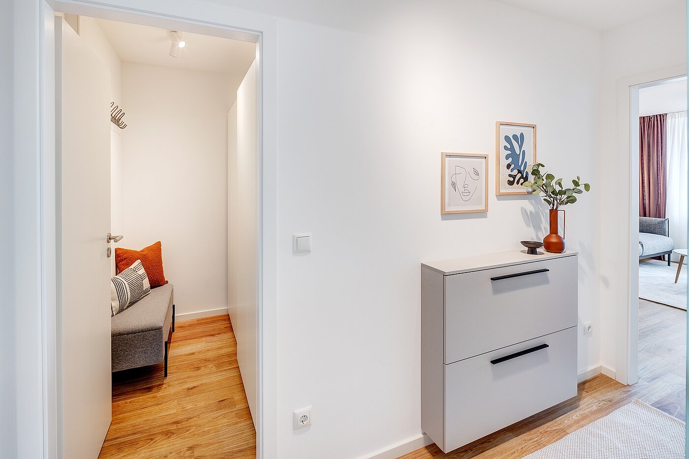 フラット 部屋数 1 部屋 | München-Neuhausen | 70197 | Garderobe und...