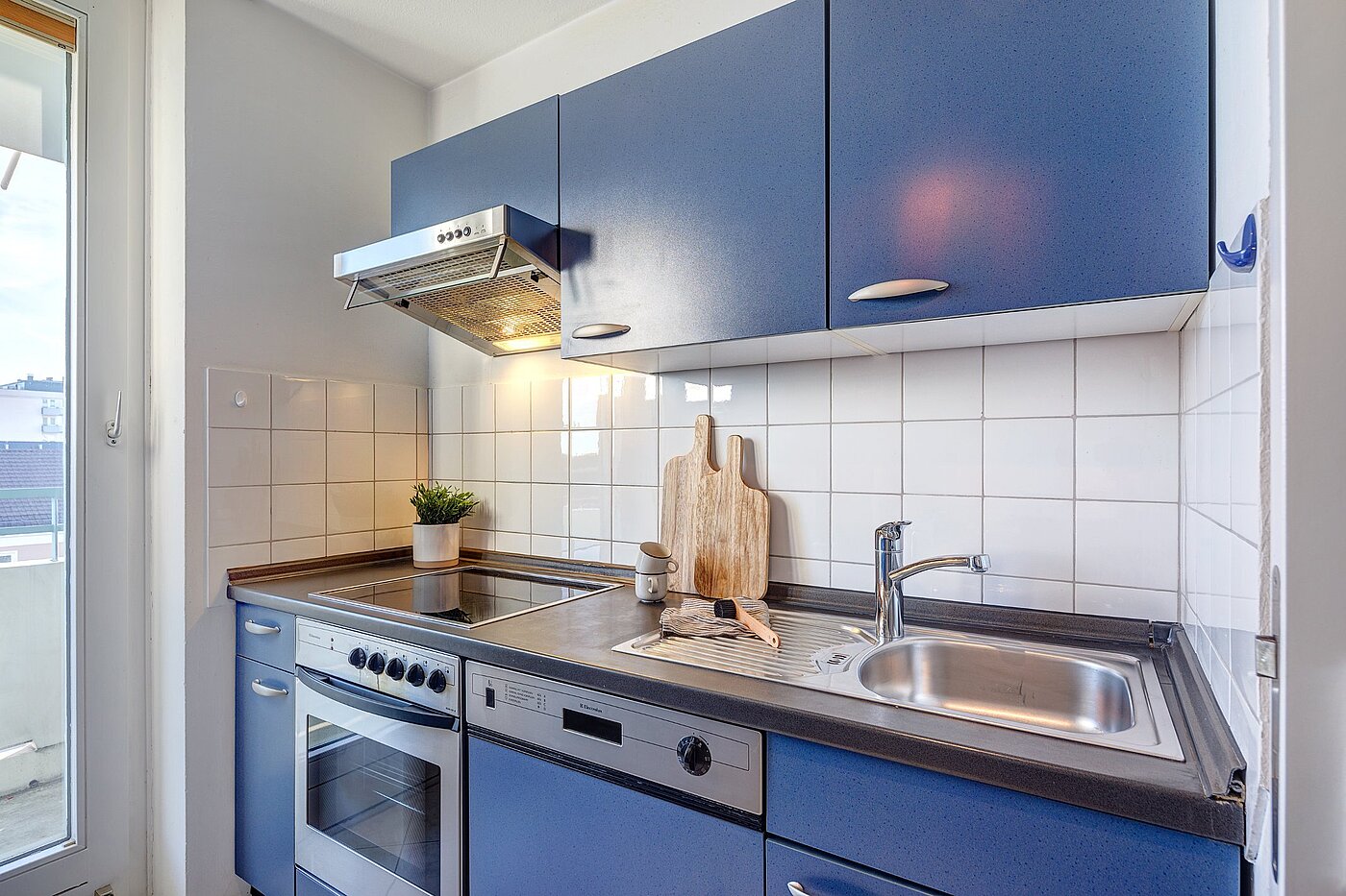 フラット 部屋数 2 部屋 | München-Sendling-Westpark | 2010ML9 | ...voll ausgestattet...