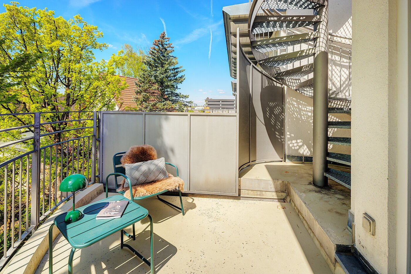 フラット 部屋数 2.5 部屋 | München-Fasangarten | 702211 | ...Wendeltreppe zur...