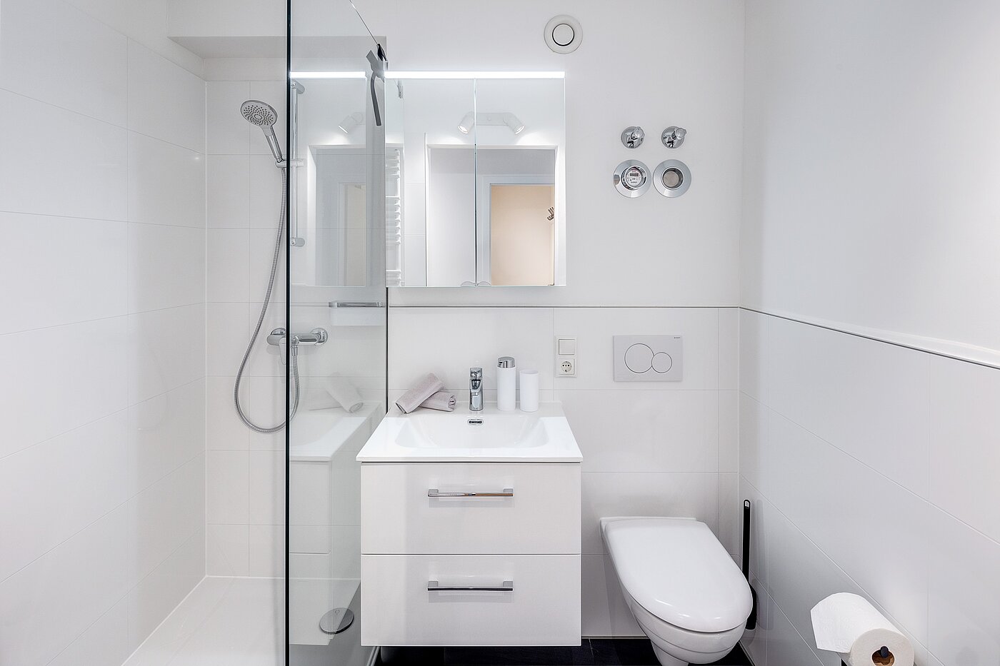 フラット 部屋数 1 部屋 | München-Neuhausen | 70197 | ...Duschbad