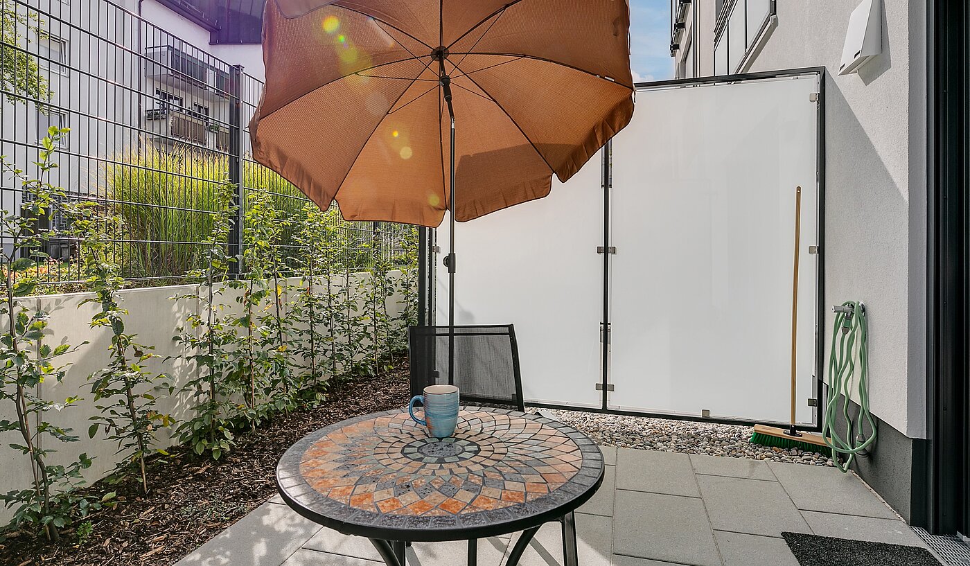 フラット 部屋数 1 部屋 | München-Milbertshofen | 2202ML8 | ...und kleinem Grünstreifen