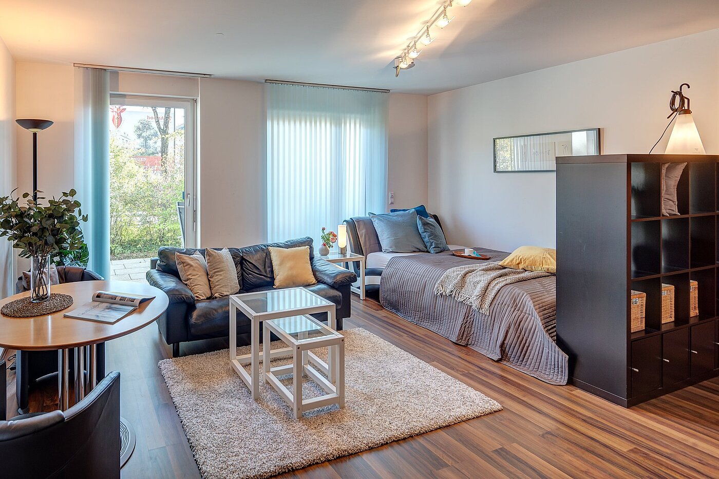 フラット 部屋数 1 部屋 | München-Trudering | 1810ML3 | ...und Schlafbereich