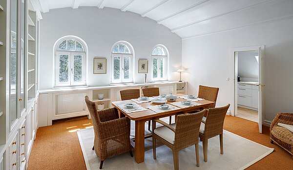 Villa 部屋数 9 部屋 | Reutlingen | 70231 | Essen 2. Obergeschoss