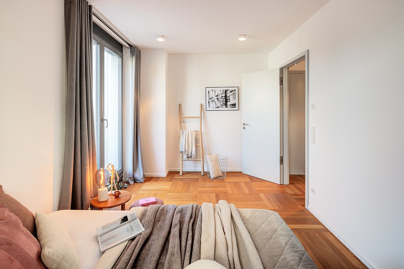フラット 部屋数 2 部屋 | München-Schwabing | 70195 | ...und Zugang zum Schlafbereich