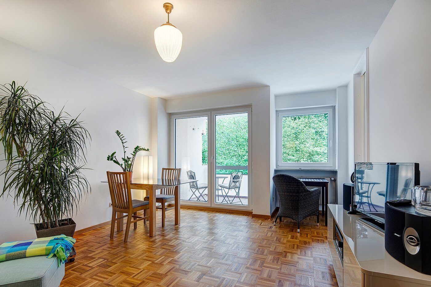 フラット 部屋数 1.5 部屋 | München-Sendling-Westpark | 2207ML4 | Wohnen, Essen, Arbeiten