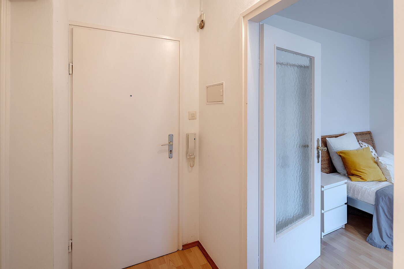 フラット 部屋数 1 部屋 | München-Bogenhausen | 2012ML2 | Der Eingangsbereich
