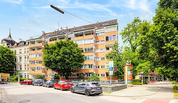 フラット 部屋数 1 部屋 | München-Neuhausen | 702271 | Frischer Fassadenanstrich