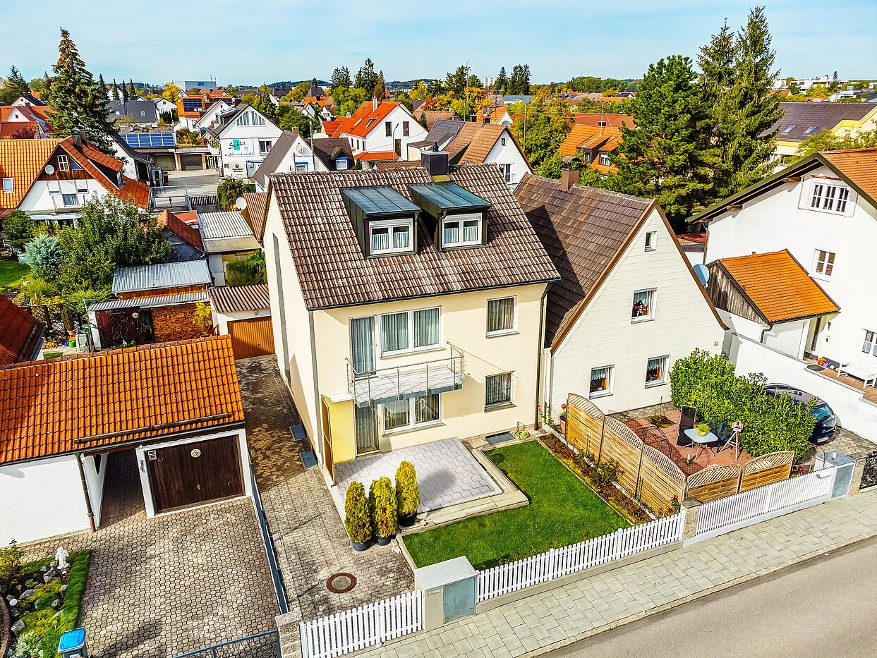 一戸建て 部屋数 6 部屋 | Unterschleißheim | 2209ML7 | Nachbarschaft