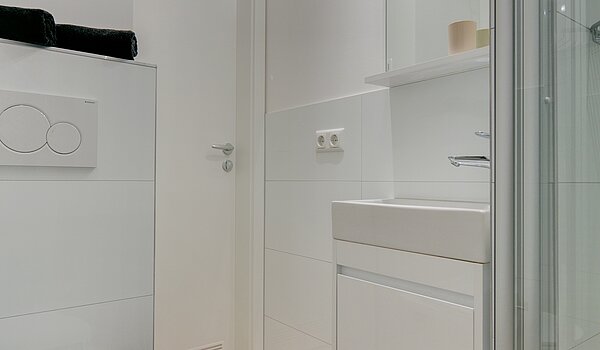 フラット 部屋数 4 部屋 | München-Neuhausen | 70471 | ...mit Dusche