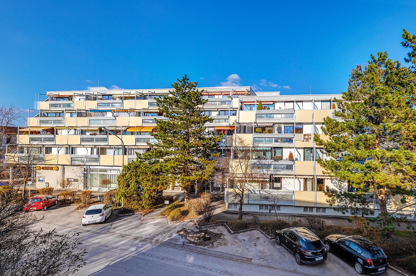 フラット 部屋数 3 部屋 | Unterschleißheim | 70003 | Außenansicht Wohnanlage