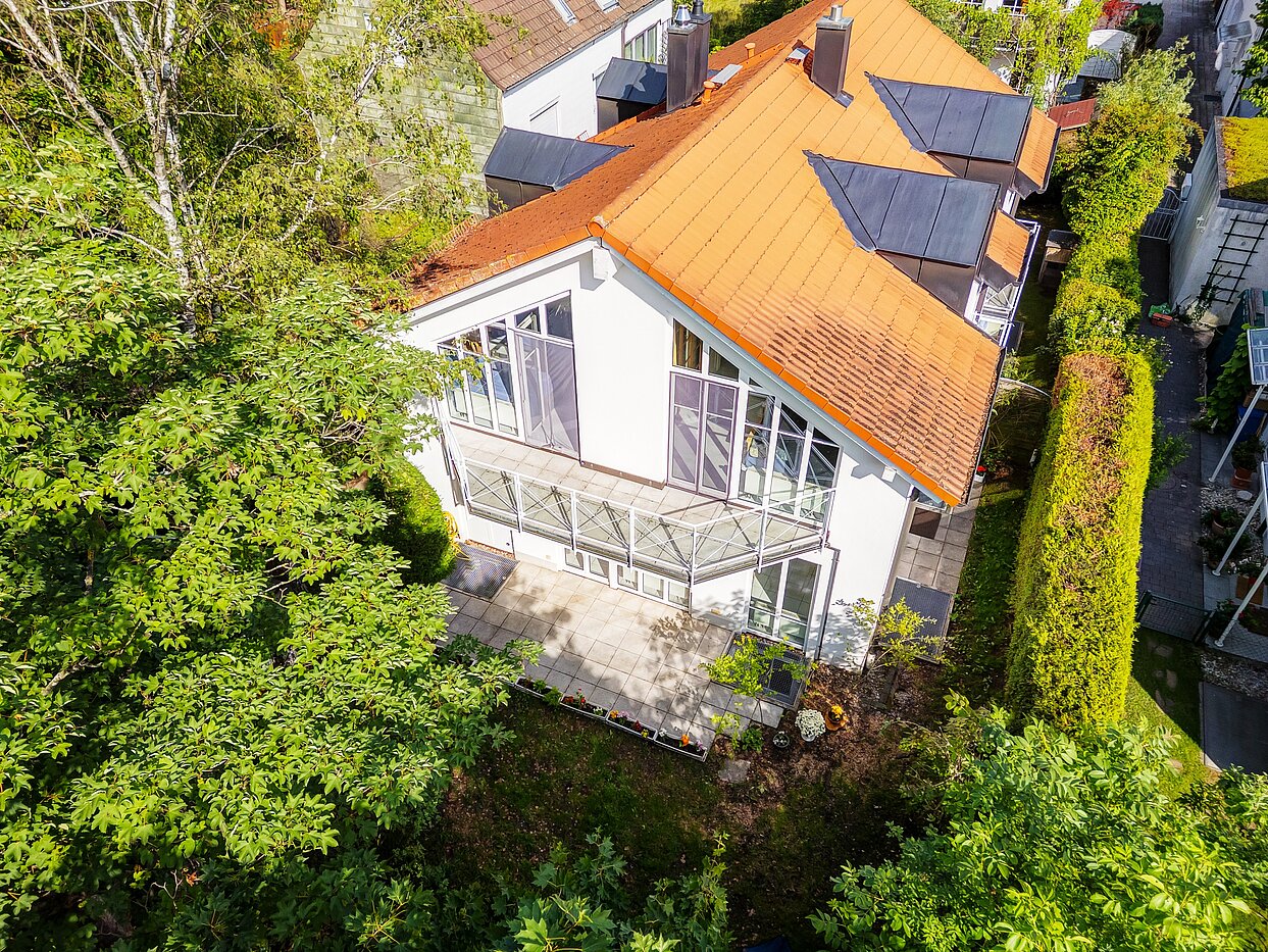 セミ・デタッチド・ハウス（一戸建てを二つに分けた家屋） 部屋数 5 部屋 | München-Trudering | 70269 | Gepflegtes Objekt