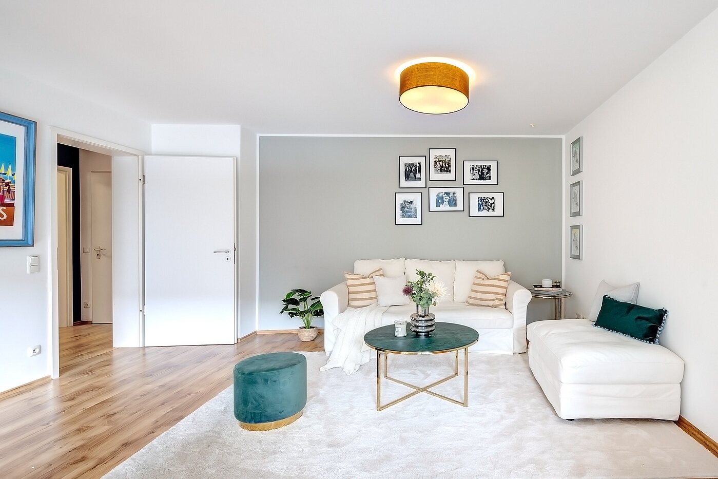 フラット 部屋数 2 部屋 | München-Maxvorstadt | 70001 | Großes Wohnzimmer