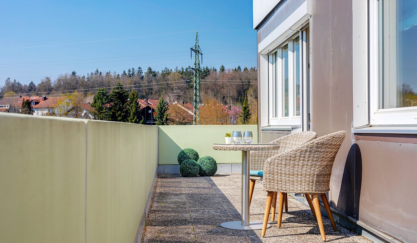 フラット 部屋数 4 部屋 | Freising | 2003ML7 | Umlaufende Terrasse