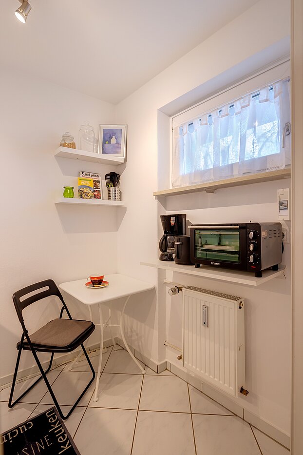 Apartment 部屋数 1 部屋 | München-Sendling-Westpark | 70395 | ...Fenster und Essplatz