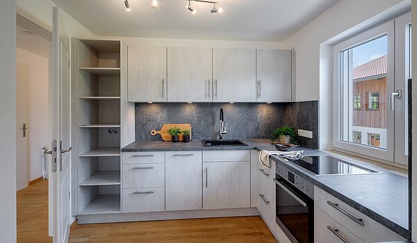 特別物件 部屋数 8 部屋 | 70406 | Küche Obergeschoss