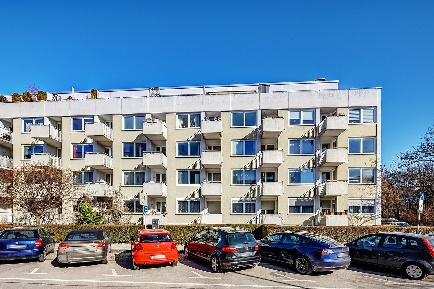 フラット 部屋数 1 部屋 | München-Neuhausen | 2301ML8 | Ansicht von der Straße aus