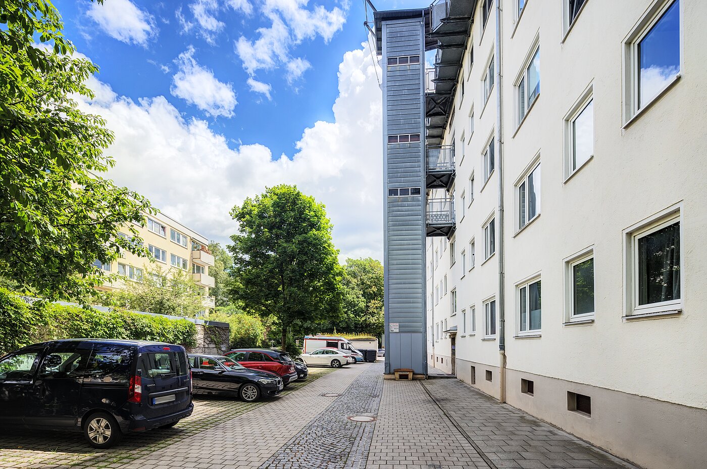 フラット 部屋数 1 部屋 | München-Schwabing | 70454 | ...und Außenaufzug