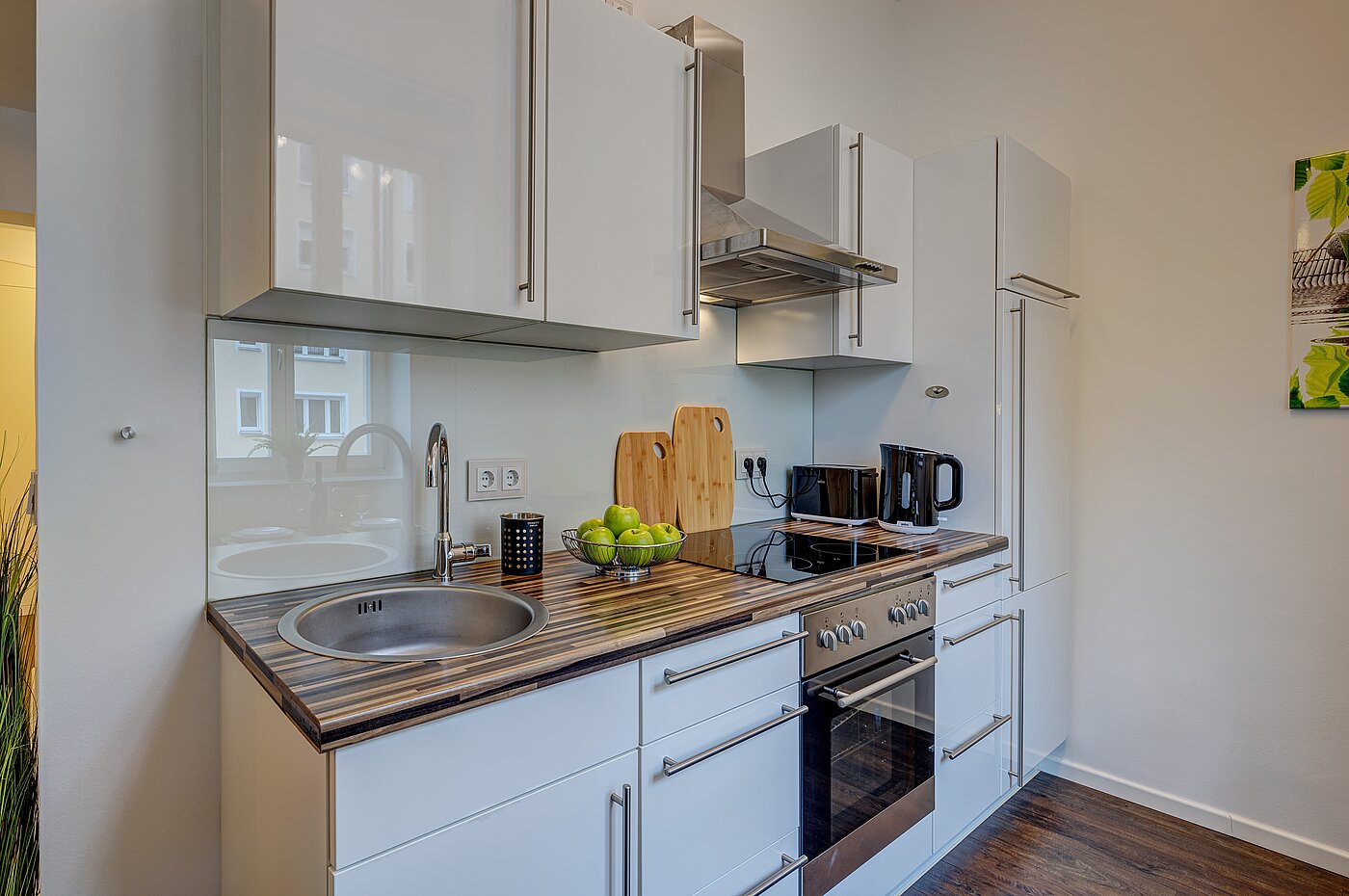 フラット 部屋数 1 部屋 | München-Neuhausen | 70235 | Funktionale Küche..